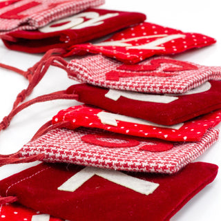 Fill Your Own Christmas Advent Garland | Reusable 24-Pocket Advent Bunting 100cm