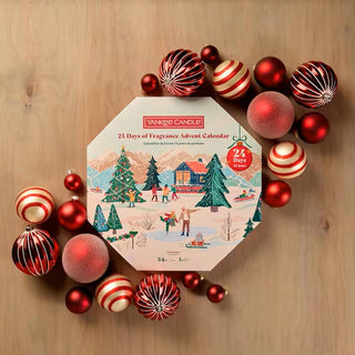 Yankee Candle Christmas Advent Calendar 24 Scented Tea Lights with Glass Holder