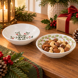 Pack Of 2 Christmas Trinket Dishes, Holly & Snowflake, Gisela Graham 10cm